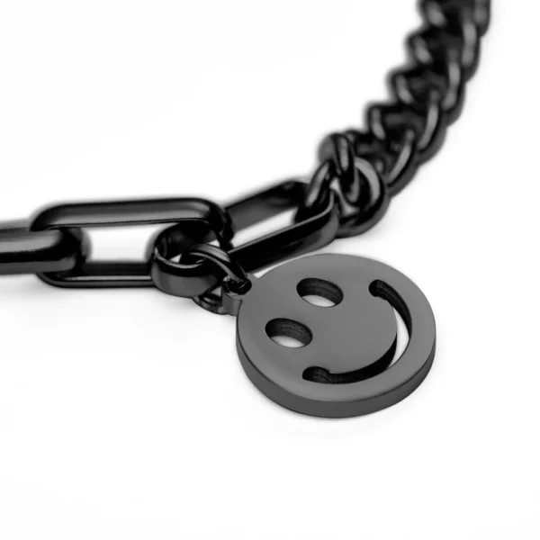 Lucleon Bracelet Amager Clarke Couleur Gris Gunmetal à Maille Torsadée Et Maille Gourmette Avec Pendentif Smiley 4