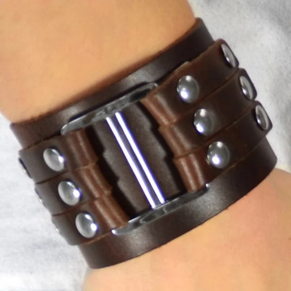 Collin Rowe Bracelet Marron à Passant 6