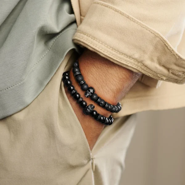 Arkai Bracelets Rico En Pierre De Lave Noire Et Pendentif Crâne En Onyx 3