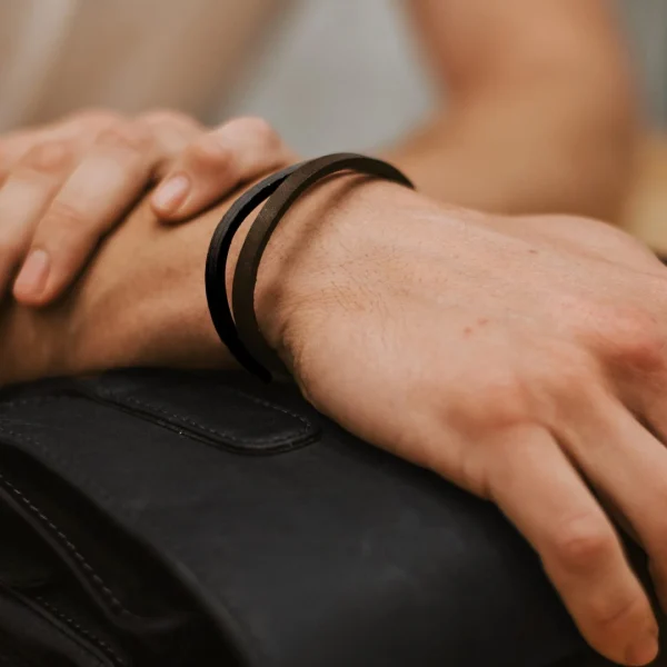 Lucleon Bracelet Roy à Simple Tour En Cuir Foncé Avec Fermoir Noir 4