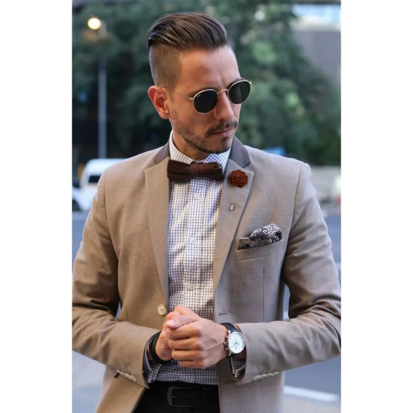 Warren Asher Boutonnière Rose Brune 5