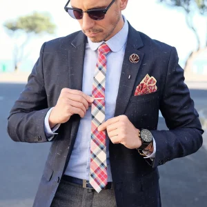 Warren Asher Boutonnière à Fleur Marron-rouge 16
