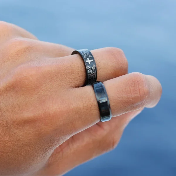 Fort Tempus Anneau En Acier Noir Gravé « La Prière » 7