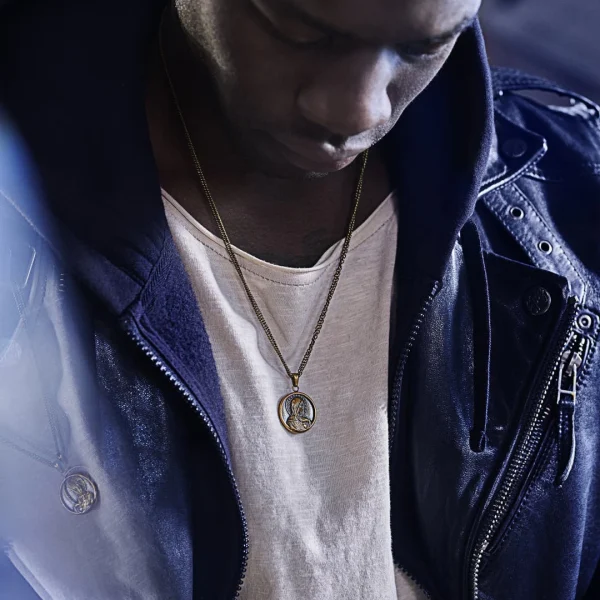 Lucleon Sanctus | Collier En Métal Doré Vintage à L’effigie De La Vierge Marie 3