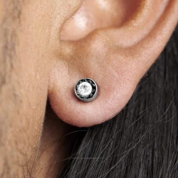 Fort Tempus Boucle D’oreille Magnétique à Cristaux Noirs Et Translucides De 8 Mm 7