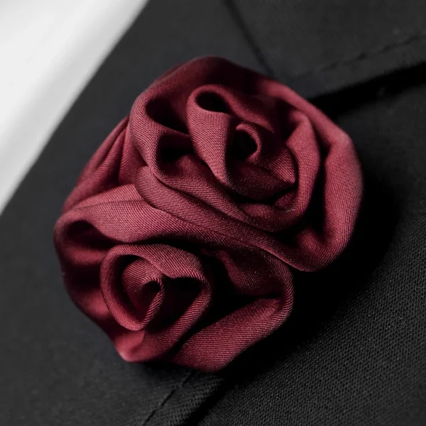 Warren Asher Boutonnière à Fleur De Rose Bourgogne 7