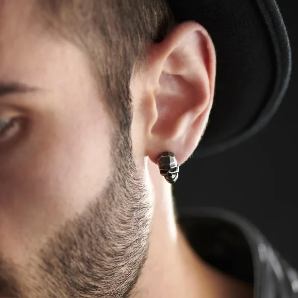 Moody Mason Boucle D’oreille Jax – Crâne En Acier Gris Foncé 4