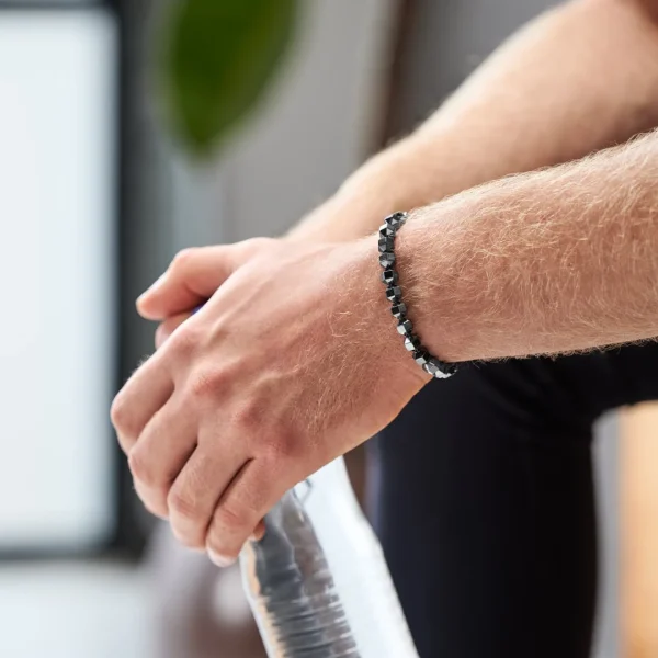 Arkai Bracelet Sanatio En Hématite Hexagonale 3